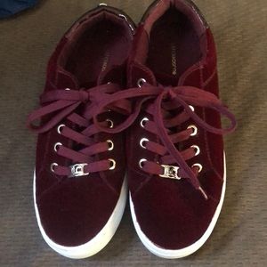 Liz Claiborne Burgundy Suede Look Sneakers 7M